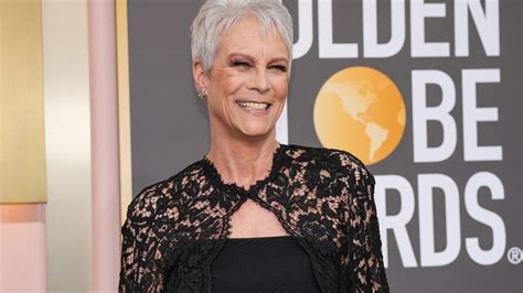 pictures of jamie lee curtis nude|Jamie Lee Curtis Posed Topless on a Magazine Cover at 50:。